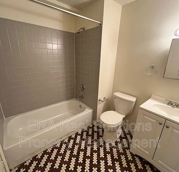 7875 Reading Rd #18 — Photo 5