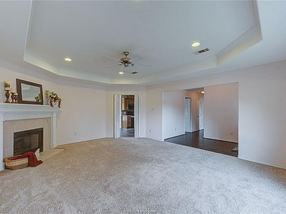 4th image of 4420 Pickering Pl