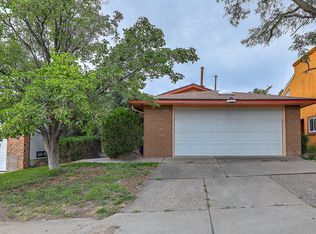 10419 Oso Grande Rd NE, Albuquerque, NM 87111