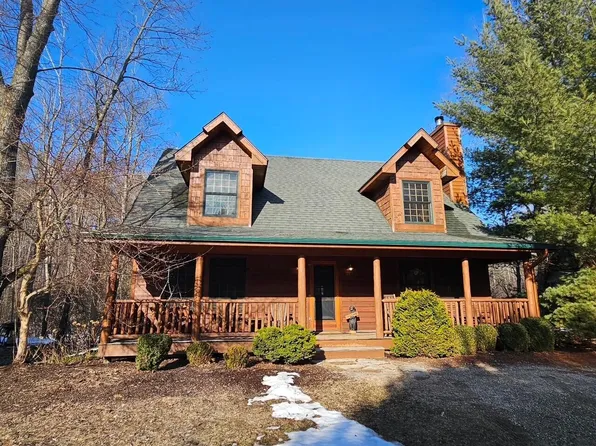 6445 Lilypad Ln #16, Saugatuck, MI 49453
