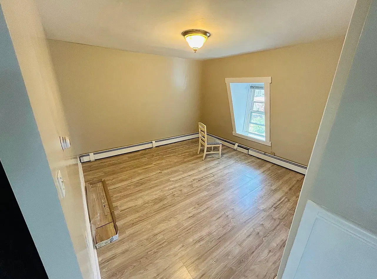 1 bed, 800 sqft, $1,400 — Photo 2