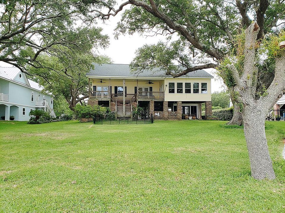 1st image of 1015 Beach Blvd