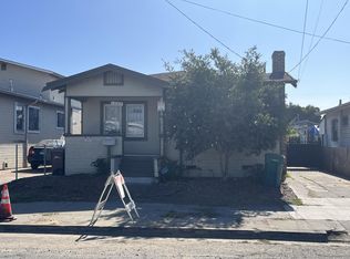 1242 Seminary Ave, Oakland, CA 94621