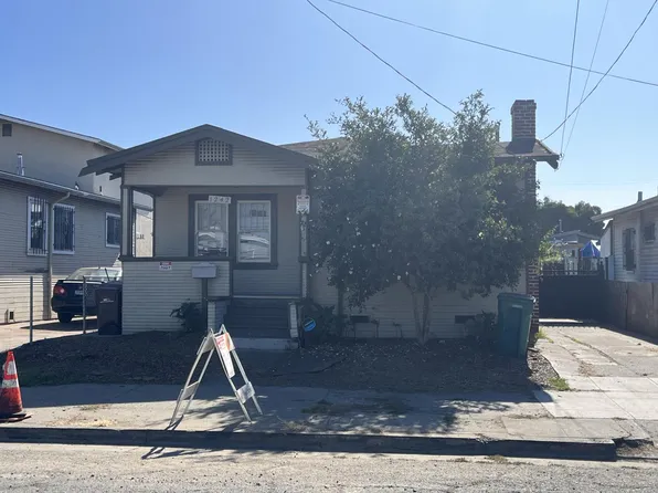 1242 Seminary Ave, Oakland, CA 94621