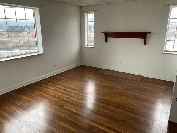 91 Maccorkle Ave SW APT C, South Charleston, WV 25303