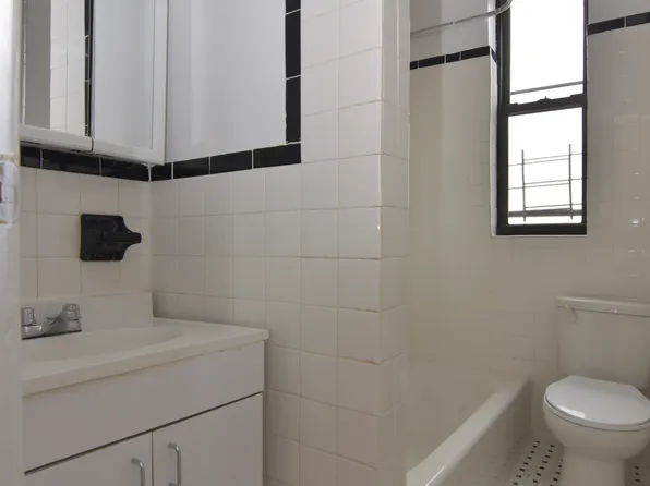 20 Laurel Hill Terrace image 10 of 10