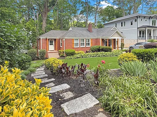 656 Timm Valley Rd NE Photo 1