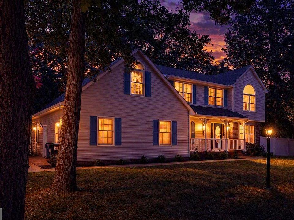 1st image of 10511 Holleybrooke Dr