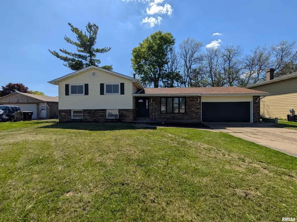 3638 W Cassadaga Ct, Peoria, IL 61615