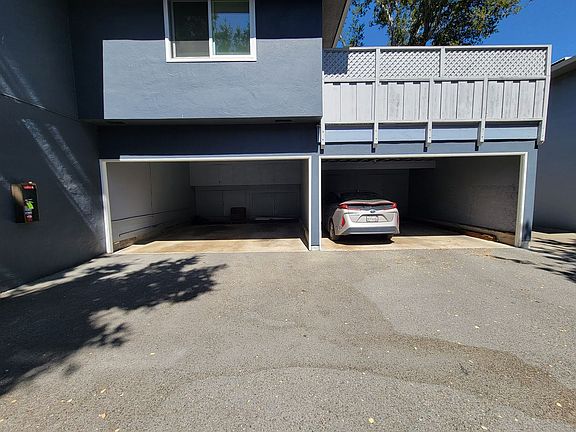 4th image of 844 Fremont St APT 4