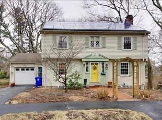 83 Craftsland Rd, Brookline, MA 02467