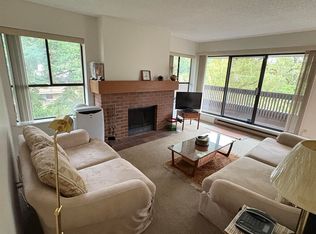 7411 Minoru Blvd #301, Richmond, BC V6Y1Z3