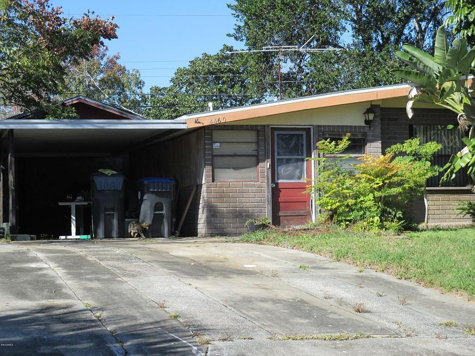 2nd image of 4460 Coleridge Ave