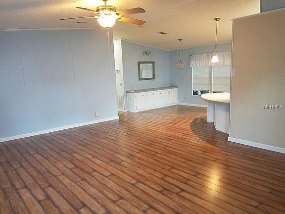2nd image of 40 Siesta Cir E