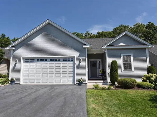 46 Pine Grove Ln #46, West Greenwich, RI 02817
