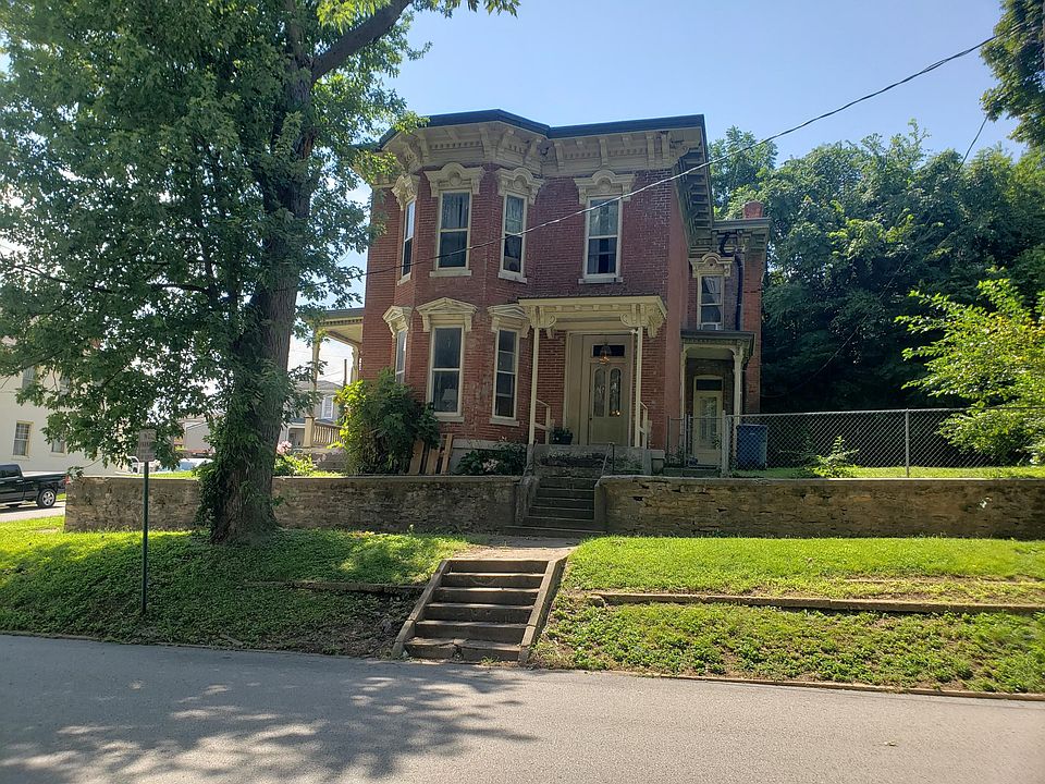 Home located at the corner of 5th and Hill Streets