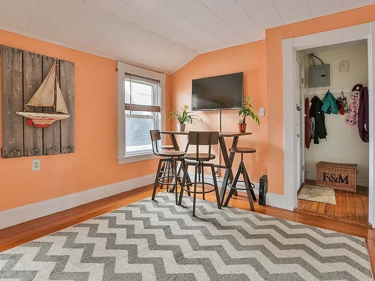 8 Mason St #3 — Photo 9