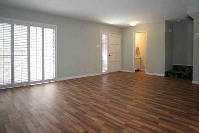 3rd image of 2602 Custer Pkwy APT A