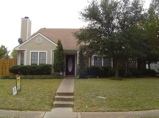 406 Creekmeadow Ln, Lewisville, TX 75067