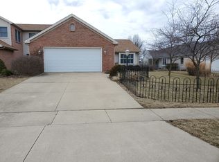 2509 Pembrook Point, Champaign, IL 61821