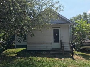 2022 Edwardsville Rd, Madison, IL 62060