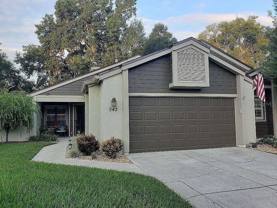 1st image of 542 NE 45th Ct