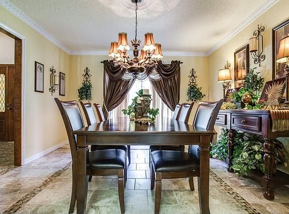 4th image of 1014 Spring Lake Dr