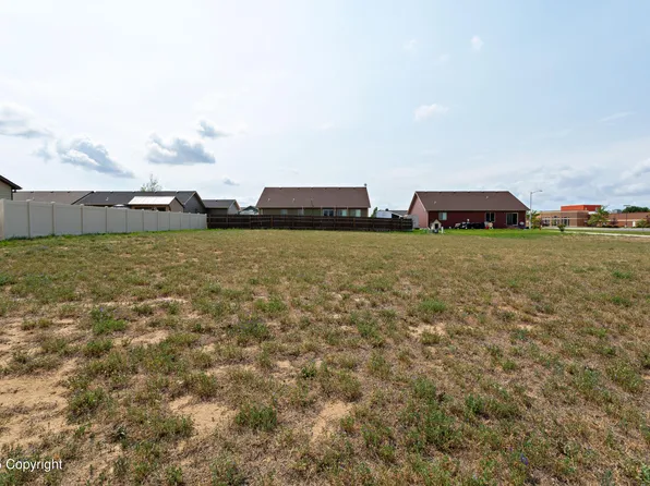 1113 Estes Ln, Gillette, WY 82716