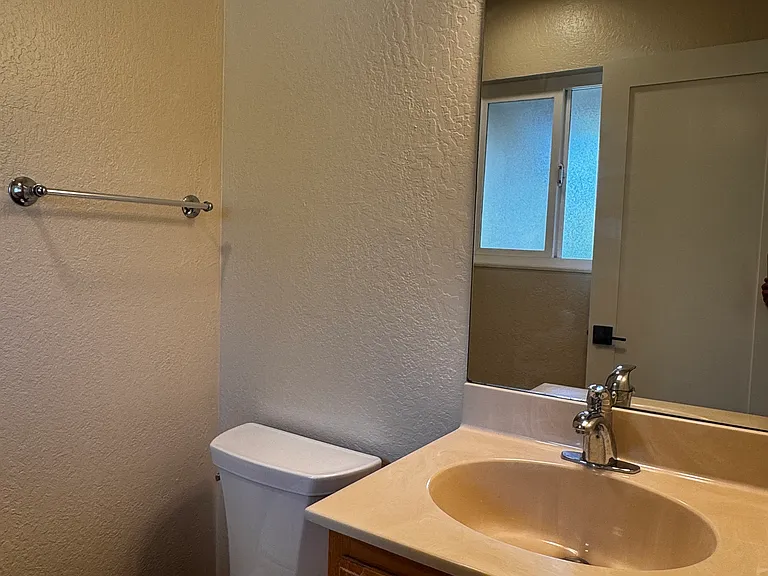 Master bathroom/bathroom#2