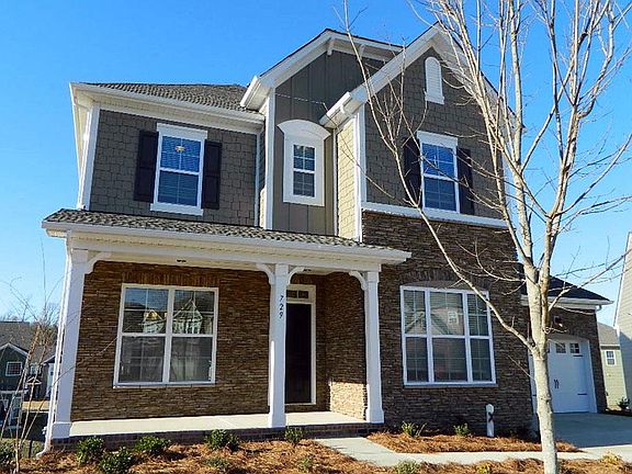 Located on 0109 in Hawk's Creek - The Oaks in Fort Mill, SC