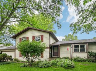 4036 Lally Rd, Oregon, WI 53575