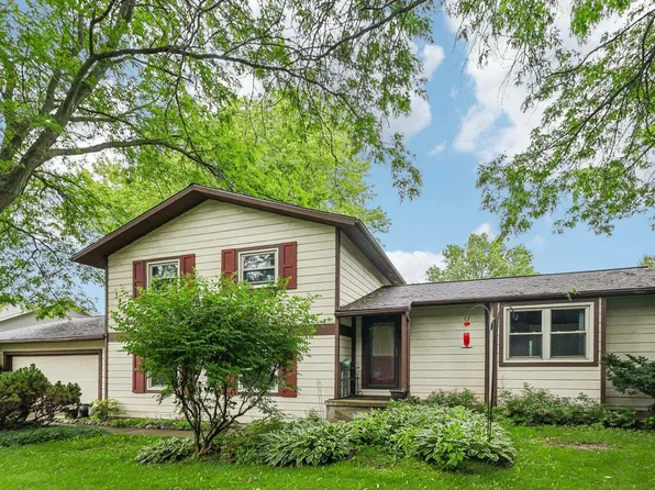 4036 Lally Rd, Oregon, WI 53575