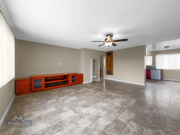 393 Oak Ave APT C1, Carlsbad, CA 92008