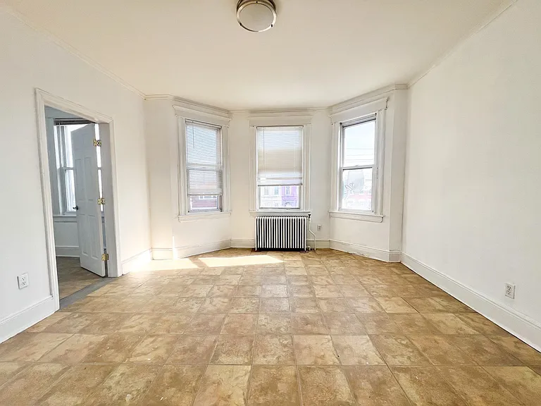 331 Princeton Ave #2 — Photo 2