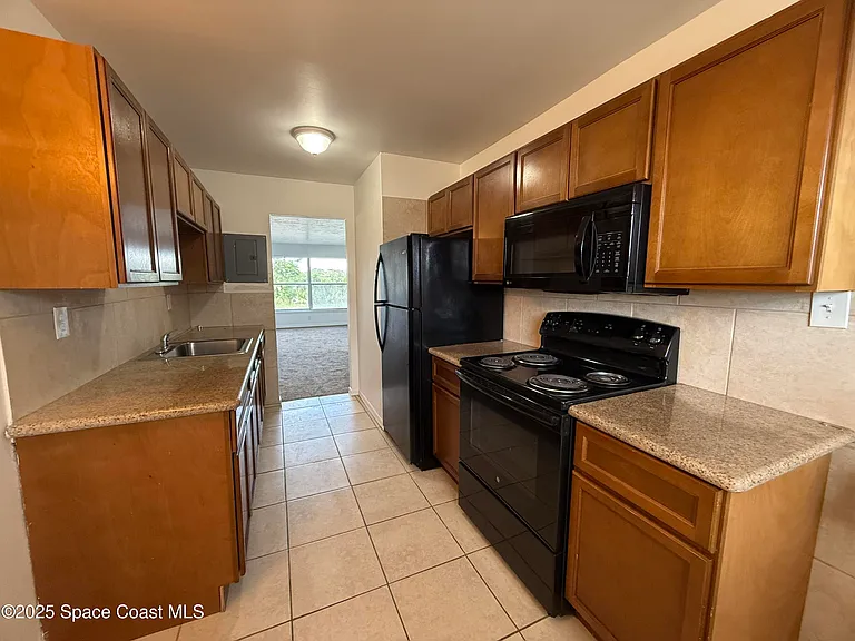 1432 Parkway Dr #6B — Photo 4