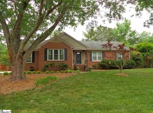 5010 Coach Hill Dr, Greenville, SC 29615