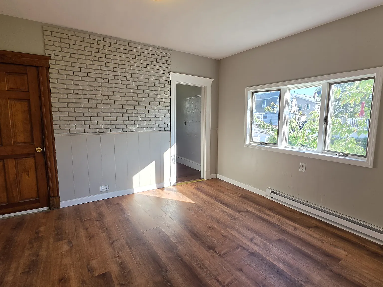 3 bed, 1140 sqft, $3,000 — Photo 4