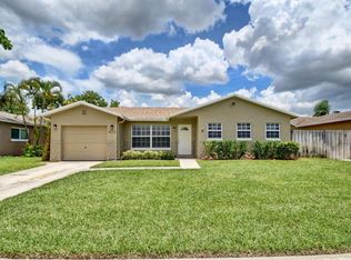 8939 SW 7th St, Boca Raton, FL 33433