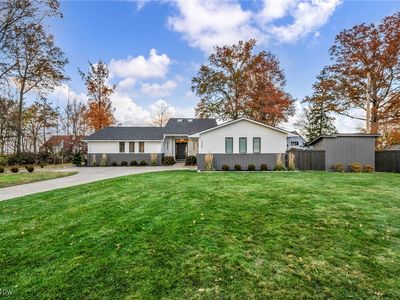 5365 Lake Rd, Sheffield Lake, OH, 44054