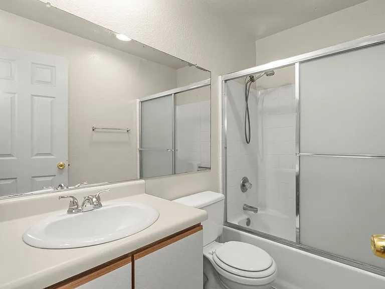 Redwood Creek Villas — Photo 11
