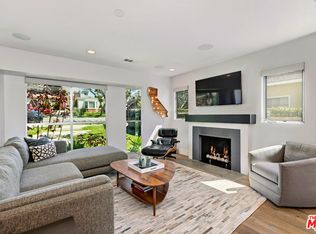 3615 Colonial Ave, Los Angeles, CA 90066