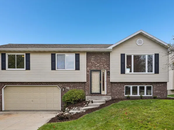 3315 Windsor PLACE, West Bend, WI 53090