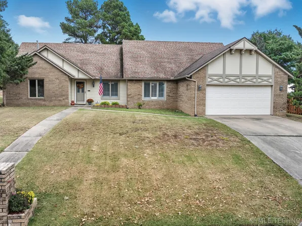 820 N David Ln, Muskogee, OK 74403