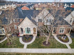 45707 N Stonewood Rd, Canton, MI 48187