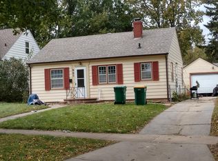 905 S 4th Ave, Sioux Falls, SD 57104