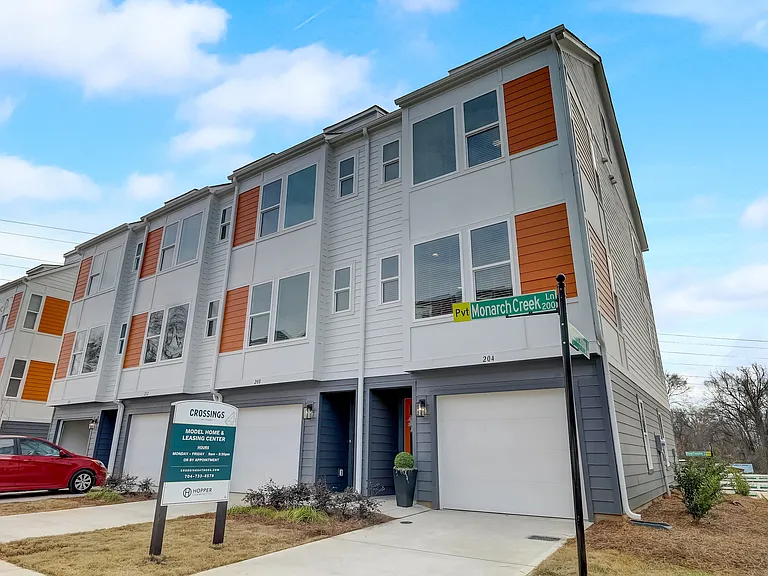 Crossings at NoDa - Townhomes for Rent in Charlotte NC — Photo 12