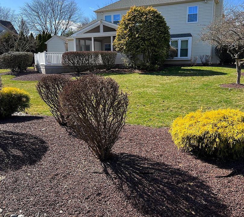 2nd image of 2431 Oleander Cir