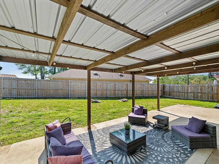 10801 Harvestwood Dr — Photo 25