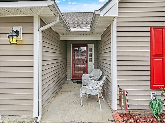 4th image of 126 Lochwood Dr