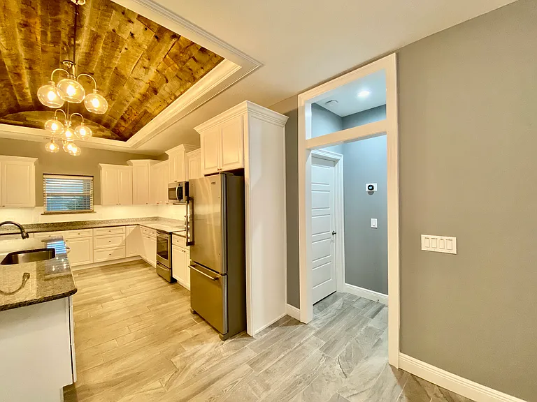 5468 Dallas Ct — Photo 4
